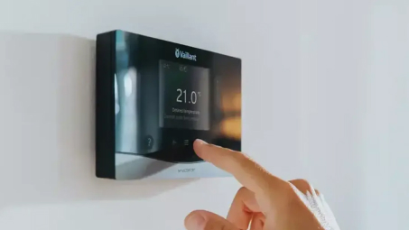 Kombinizin modeli/seri numarası nerede bulunur?